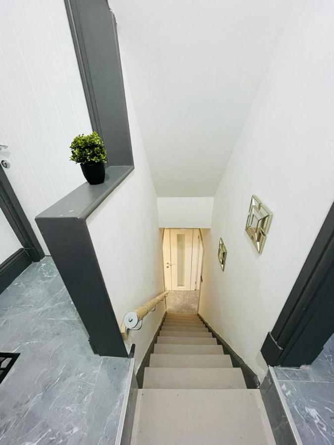 3 Bedroom Whalley Aparthotel Burnley Buitenkant foto